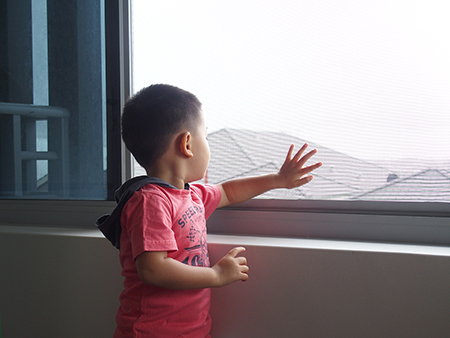 The beauty of child protection window screens